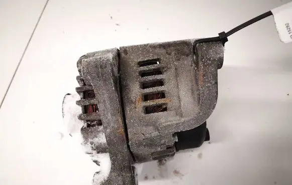 BMW 3 E90 E91 Generator/alternator 7802261 FG18S019
