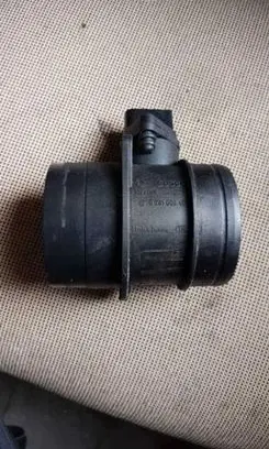 Audi A4 S4 B7 8E 8H Mass air flow meter brak