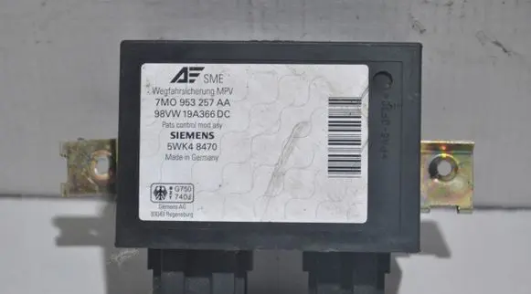 Seat Alhambra (Mk1) Immobilizer control unit/module 7M0953257AA