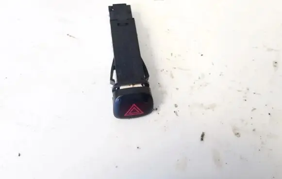 Volvo V40 Hazard light switch 4970 qc98