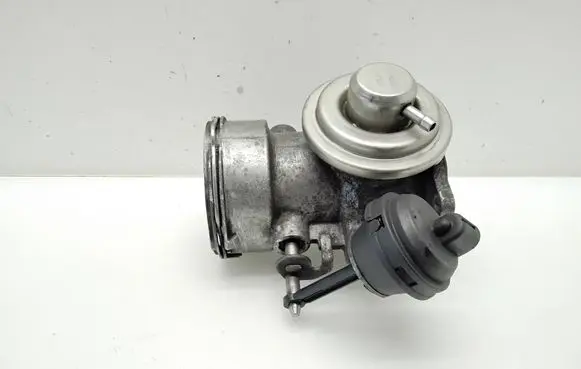 Volkswagen Transporter - Caravelle T5 EGR valve 070128073 070128070B