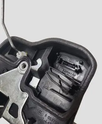 BMW 5 F10 F11 Rear door lock 7202147 A053702
