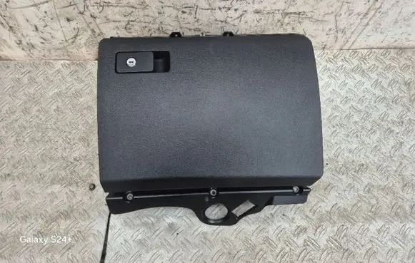 Glove box set