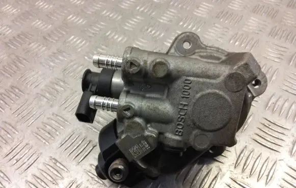 Audi A6 S6 C7 4G Fuel injection high pressure pump 0445010529