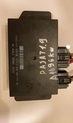 Volkswagen PASSAT B5.5 Parking PDC control unit/module 100959799