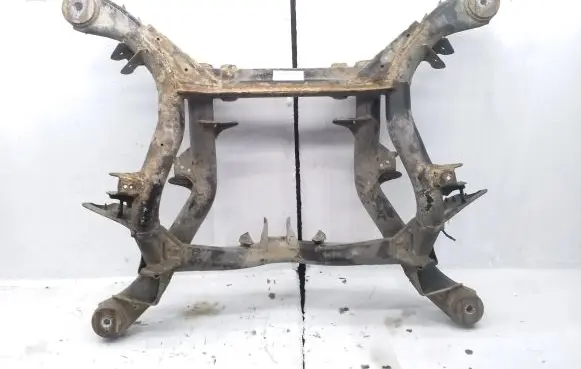 Volkswagen Touareg I Rear subframe 7L0500041
