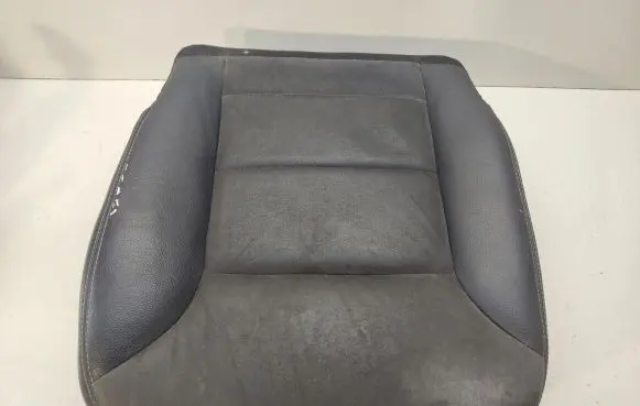 Mercedes-Benz ML W164 Driver seat console base A0009106523 1586229