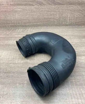 Audi A3 S3 A3 Sportback 8P Air intake hose/pipe 1K0129618