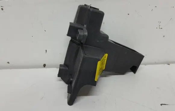 Renault Clio IV Rear bumper mounting bracket 850419912R