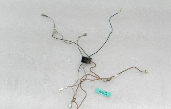 Opel Calibra Rear tail light wiring loom 90392616 1223133