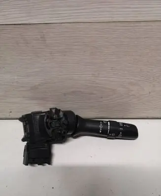 Toyota Auris 150 Wiper control stalk 02411 17F582