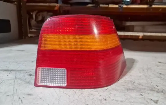 Volkswagen Golf IV Rear/tail lights