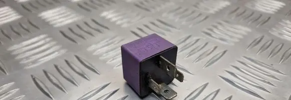 Renault Laguna I Other relay 1250A03525
