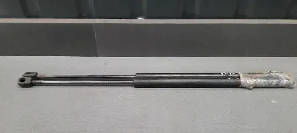 Ford Fusion Tailgate strut 