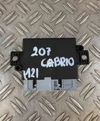 Mercedes-Benz E C207 W207 Parking PDC control unit/module A0009003706
