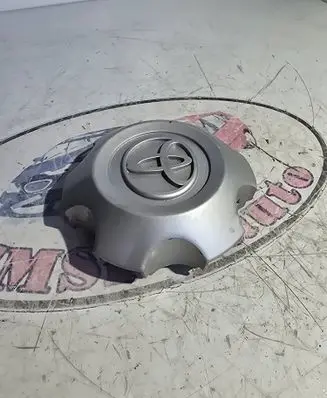 Toyota Hilux (AN10, AN20, AN30) Original wheel cap 426030K150