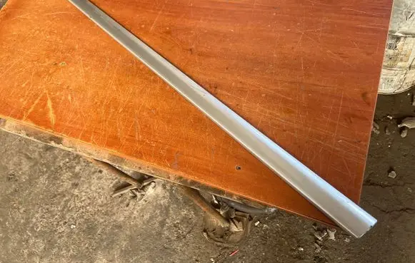 Toyota Corolla E120 E130 Front door trim (molding) 7573202170 7573202160