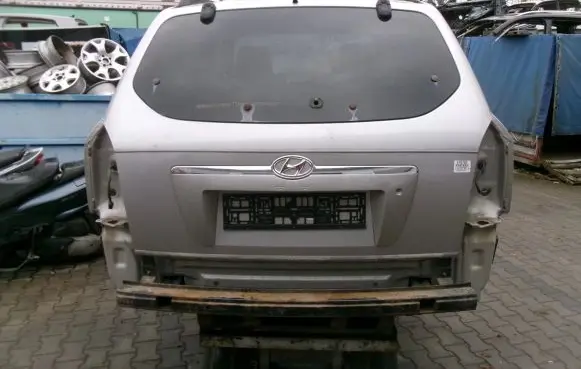 Hyundai Tucson JM Tailgate/trunk/boot lid