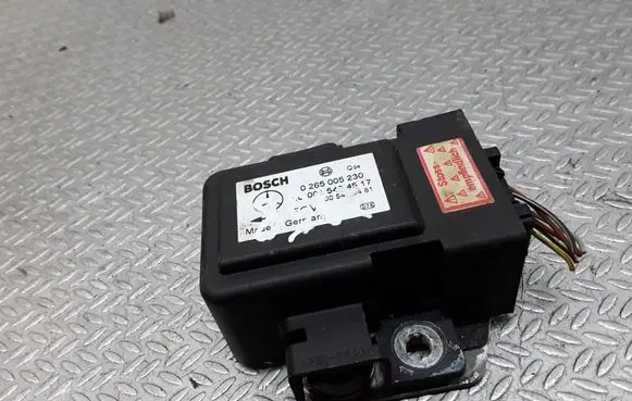 Mercedes-Benz S W220 ESP acceleration yaw rate sensor 0265005230