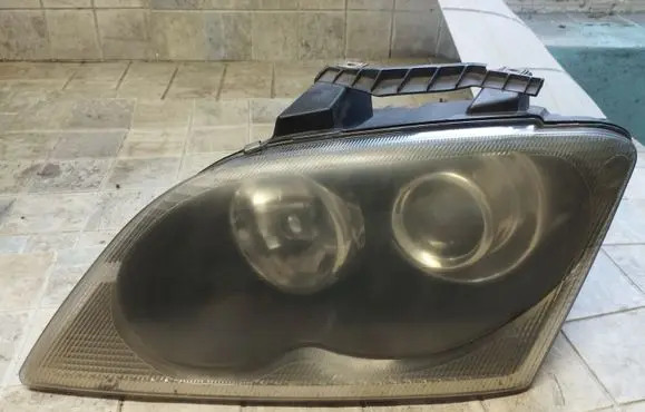 Chrysler Pacifica Headlight/headlamp