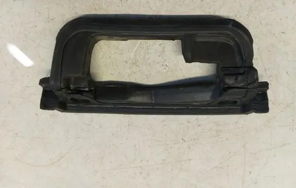 Tesla Model 3 (C) pillar trim 1127345-00-A