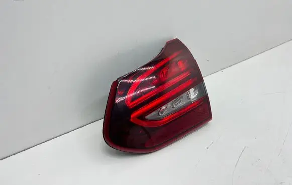 Mercedes-Benz C W205 Tailgate rear/tail lights A2059064705 0000159774 620181017S115
