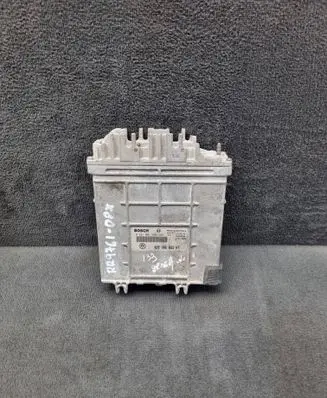 Volkswagen PASSAT B4 Engine control unit/module 028906021AT 0281001368