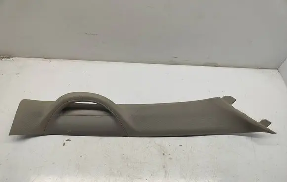 Chrysler Pacifica (D)pillar trim (top) 101852060AYR 5RH52PD2AG 10262021