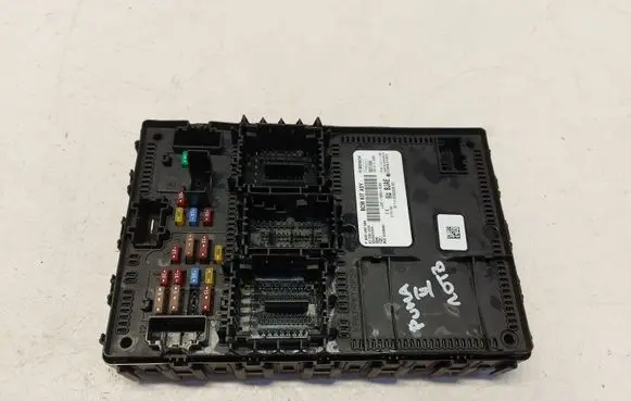 Ford Puma Comfort/convenience module LU5T-15604-BJAE