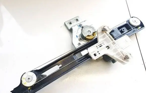Dodge Caliber Sliding door window regulator with motor 05074233AA