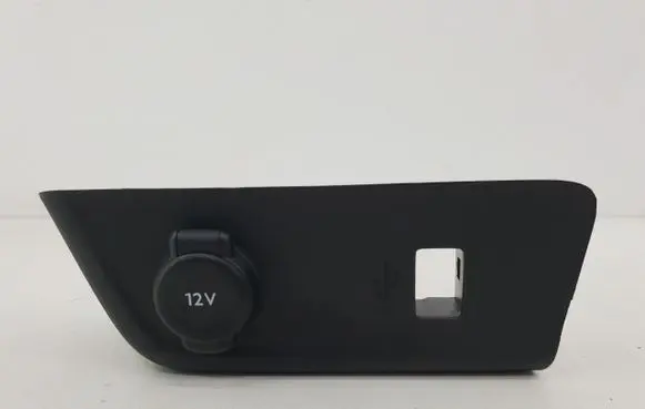 Opel Mokka B USB socket connector 