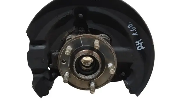 Volvo V40 Front wheel hub