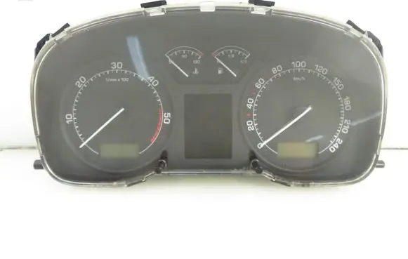 Skoda Octavia Mk1 (1U) Speedometer (instrument cluster) 110080148015 1U0920841J