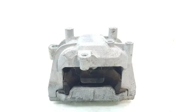 Engine mount bracket