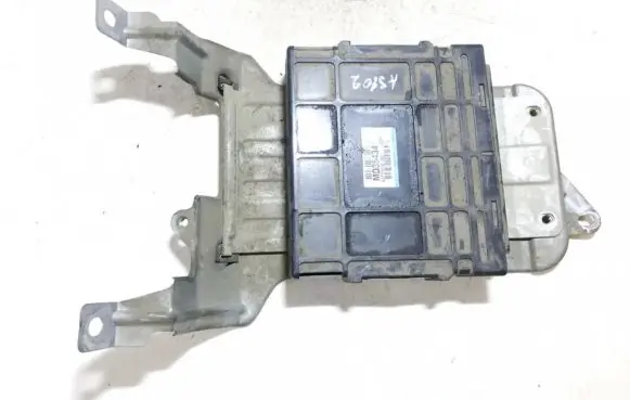 Mitsubishi Space Star Engine control unit/module md354341 e2t71272h8