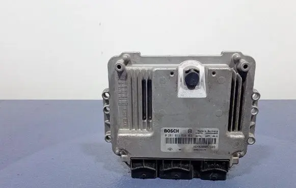 Opel Vivaro Engine control unit/module ECU 8200391179