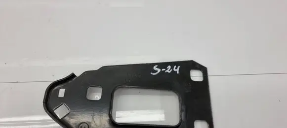 Radiator support slam panel bracket