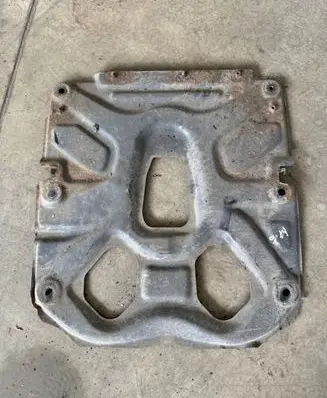 Engine splash shield/under tray