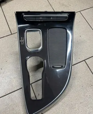 Renault Espace V (RFC) Gear shifter surround trim plastic