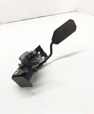 Toyota Avensis T250 Accelerator throttle pedal 8928152011 8983052031
