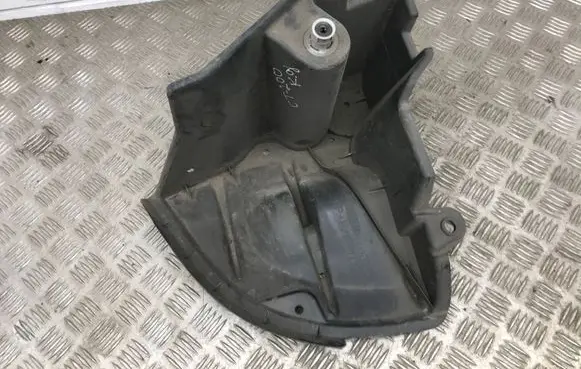 Lexus CT 200H Other under body part 6473076010