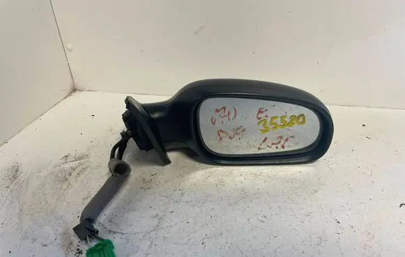Volvo V70 Front door electric wing mirror E11015463 E11025463