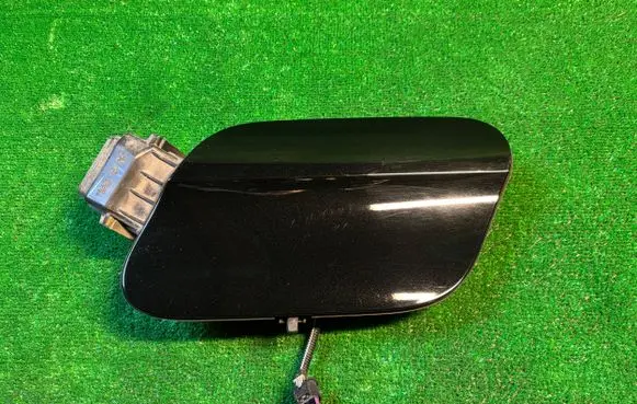 Peugeot 508 II Electric car charge socket cover 9823707080 MQJ022922 R82R83