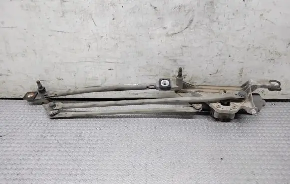 Ford Focus Front wiper linkage and motor 4M5117504AB