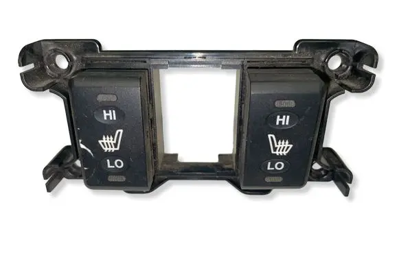 Hyundai Santa Fe Seat heating switch 202008452