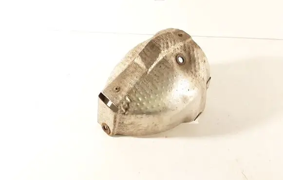 Toyota Yaris Exhaust heat shield