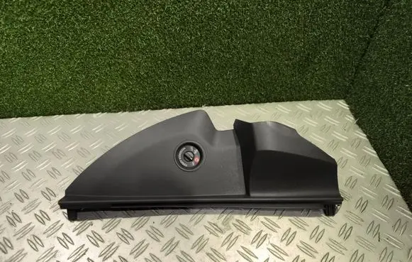 Renault Trafic III (X82) Dashboard side end trim 689202851R 93868016 93452501