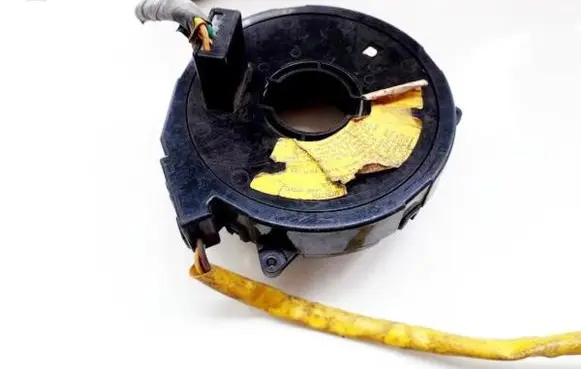 Mazda 323 Airbag slip ring squib (SRS ring) zu1.z72.4725