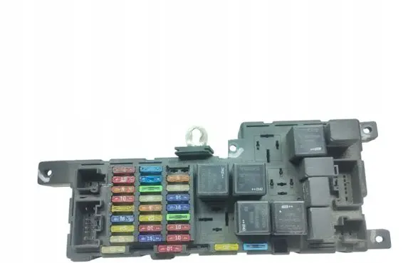Volvo S60 Fuse module 8637841