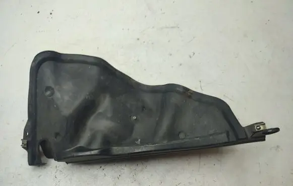 Audi Q7 4L Other engine bay part 4L0819511